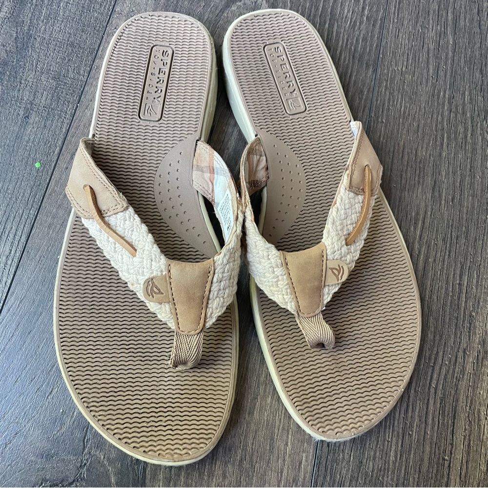 sperry wharf flip flop